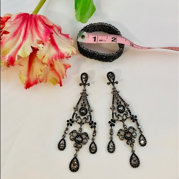 Glamorous Night Out Black Stone Bracelet Earrings - Picture 4 of 8